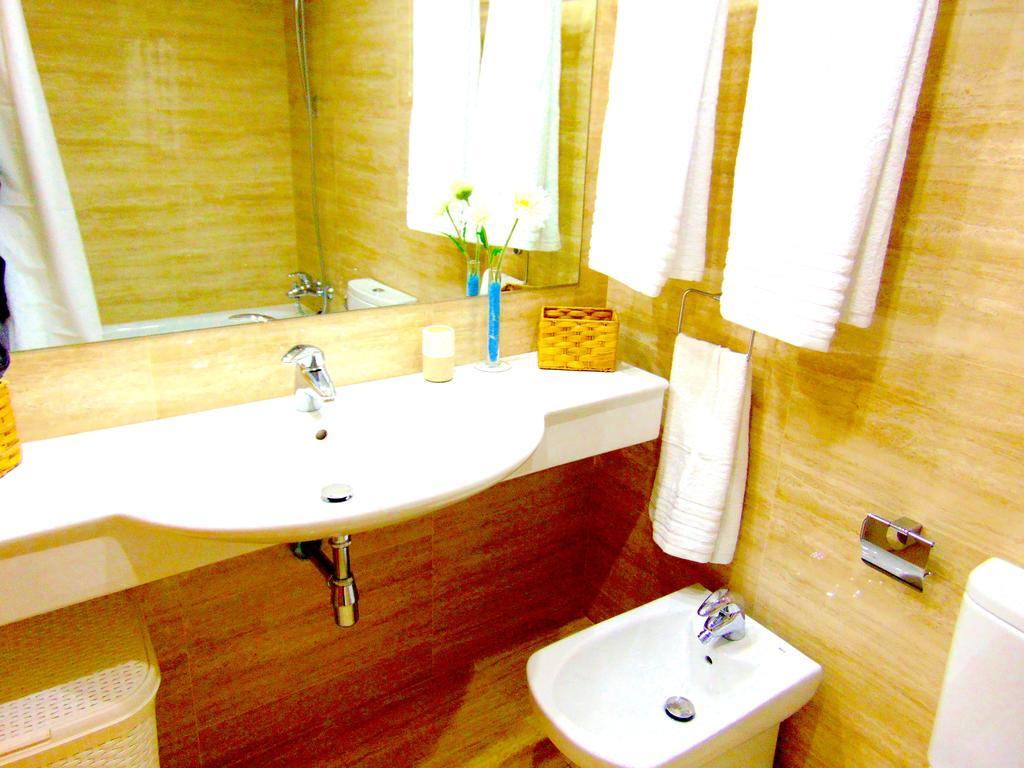 Golive Esquirol Beach 坎布里尔斯 外观 照片