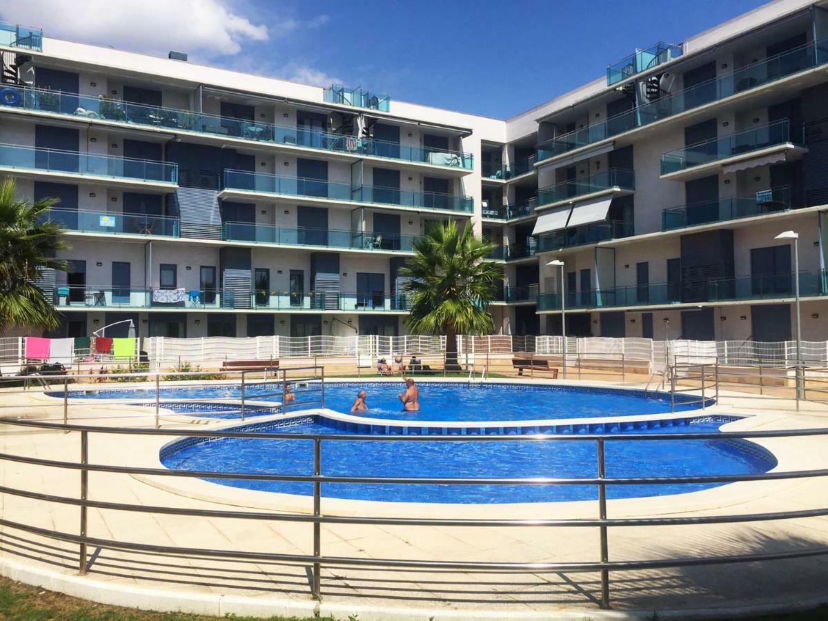 Golive Esquirol Beach 坎布里尔斯 外观 照片
