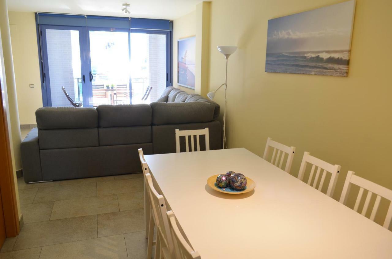 Golive Esquirol Beach 坎布里尔斯 外观 照片