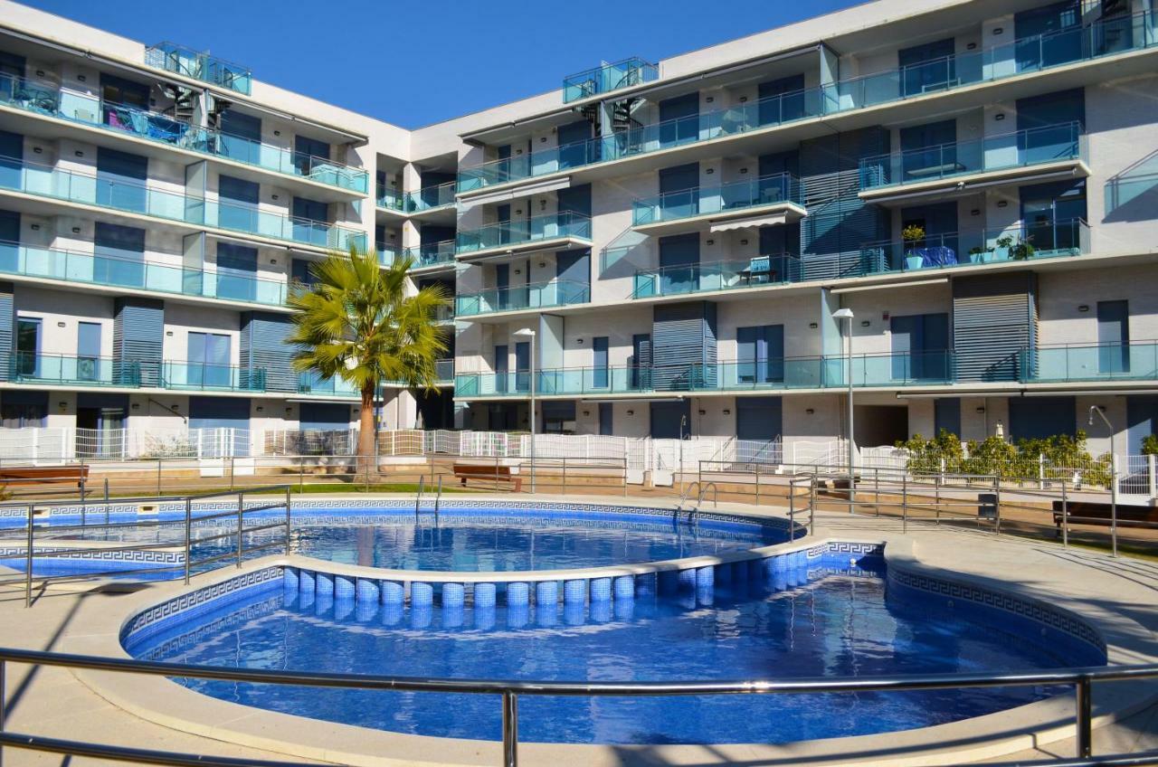 Golive Esquirol Beach 坎布里尔斯 外观 照片